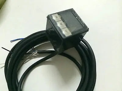 Omron PLC E8F2-A01C 12to24VDC NEW IN BOX
