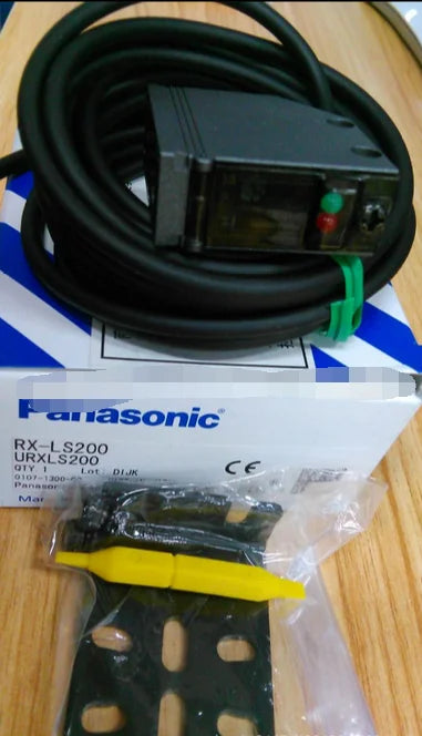 RX-LS200 1pc New SUNX Photoelectric Sensor free shipping