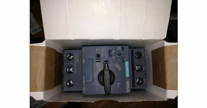 3RV6011-1GA10 3RV60 11-1GA10 1PC New SIEMENS Breaker free shipping