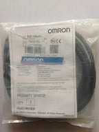 E2E2-X5MF1 E2E2X5MF1 1PC New OMRON Photoelectric Switch free shipping