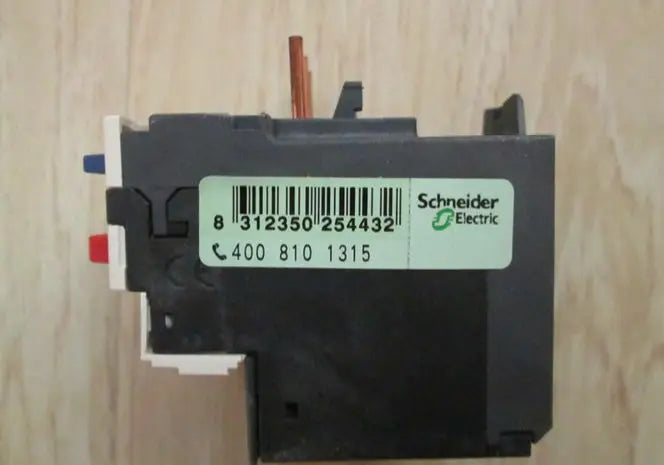 LR-D06C LRD06C 1PC New Schneider 1-1.6A Relay free shipping