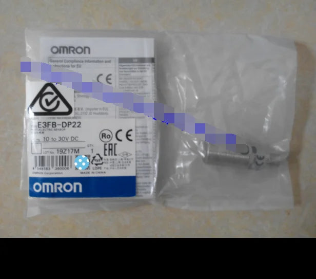 New  Omron  E3FB-DP22  Photoelectric  sensor  free shipping
