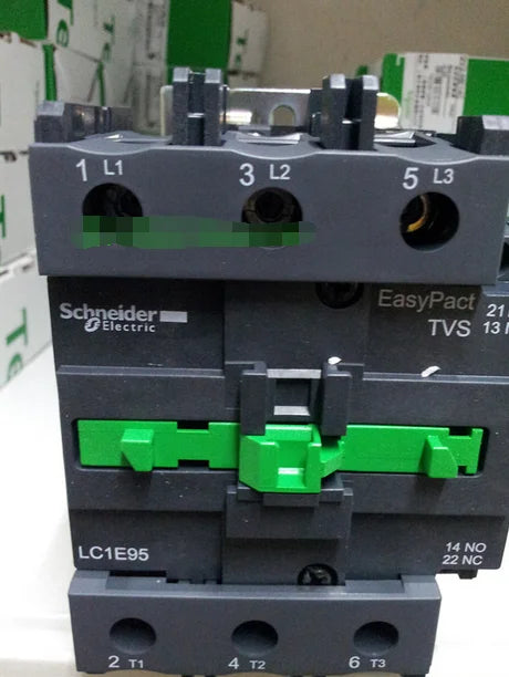 LC1E95F5N LC1-E95F5N 1PC New Schneider AC110V Contactor free shipping