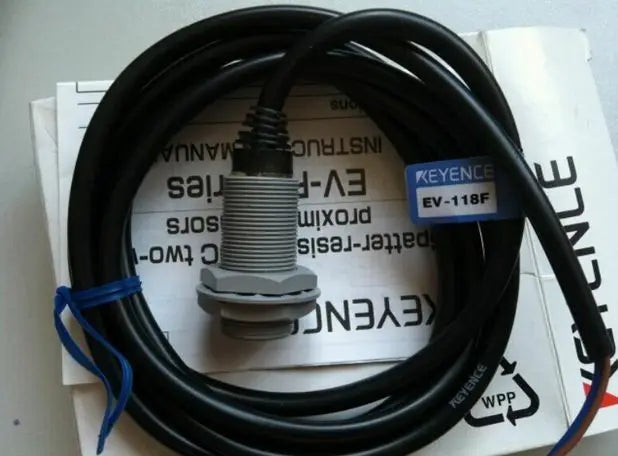 1PC New in box Keyence Spatter Resistan Proximity Switch EV-118F EV 118F