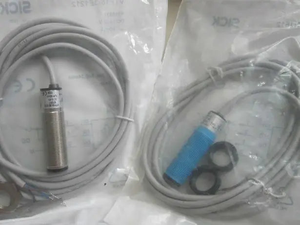 VTF18-3E1612 VTF18 3E1612 New SICK Proximity switch free shipping