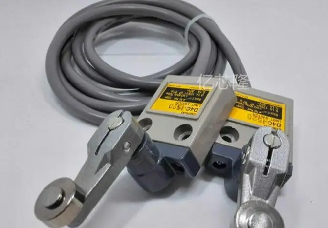 D4C-1520 D4C1520 New Omron New in box free shipping