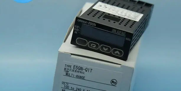 E5GN-Q1T E5GNQ1T New Omron Temperature Controller 100-240VAC free shipping
