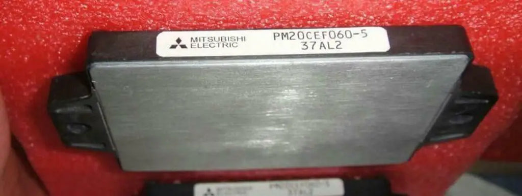 NEW MITSUBISHI 1PCS PM20CEF060-5 PM20CEF0605 MOSFET Free shipping
