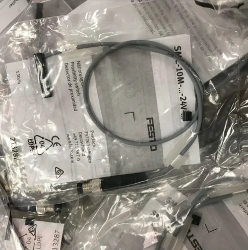 1PC   NEW   FESTO   SME-10M-DS-24V-E-0.3-Q-M8D    551368   free   shipping