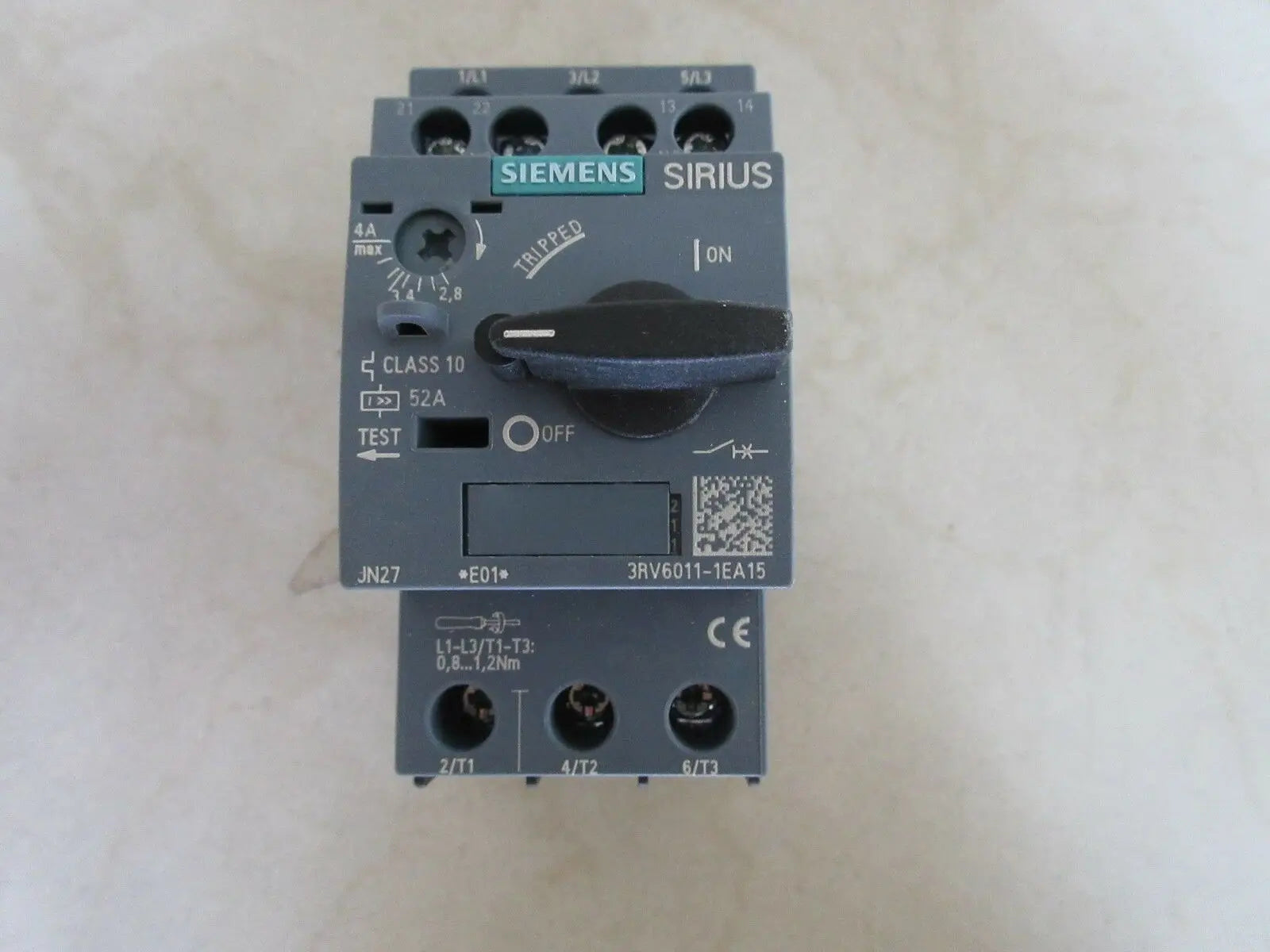1pc      Siemens  3RV6011-1EA15  2.8-4A   circuit breaker   free shipping