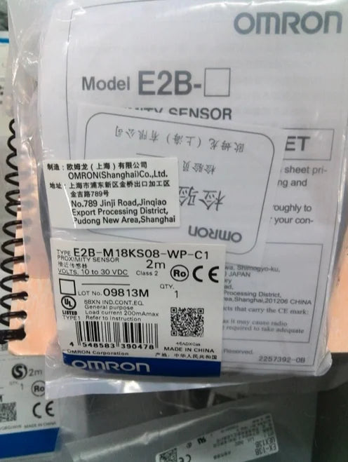 E2B-M18KS08-WP-C1 10-30VDC NEW OMRON Proximity Sensor free shipping