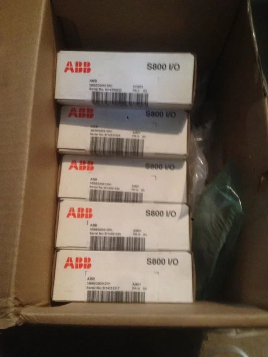 S800 I / O 1PC NEW IN BOX ABB Modules DO820 free shipping