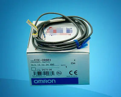 1PC New Omron Proximity Switch E2E-CR8B1