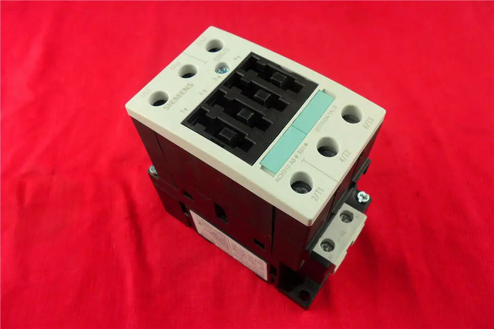 1pc      Siemens  3RT5034-1AN20  32A 220V  Ac  contactor   free shipping