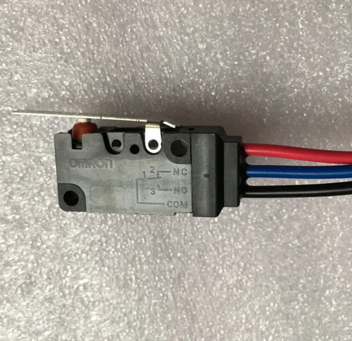 D2VW-5L1-1M D2VW5L11M 1PC New Omron Miniature Basic Switch free shipping