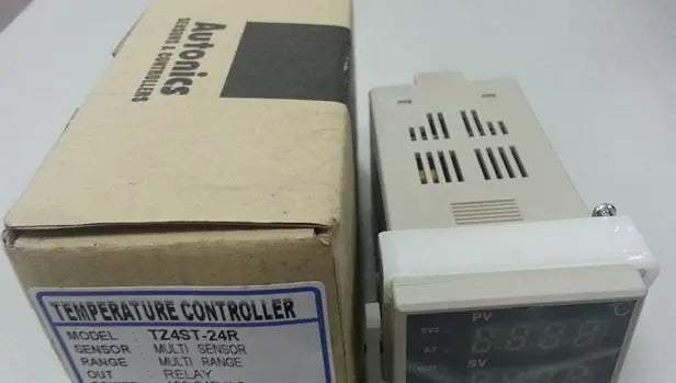 TZ4ST-24R TZ4ST 24R New in Box Autonics Temperature Controller free shipping