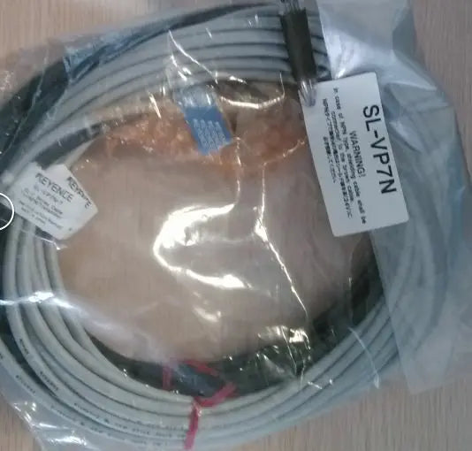 SL-VP7N SL VP7N New in Box Keyence Grating Cable free shipping