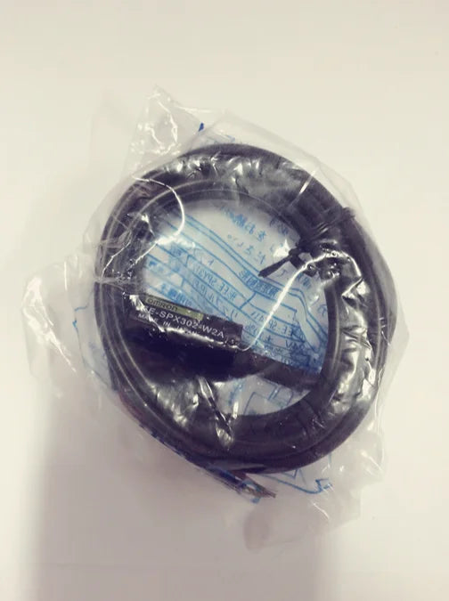EE-SPX302-W2A EESPX302W2A 1PCS NEW Omron Photo Micro Sensor with cable