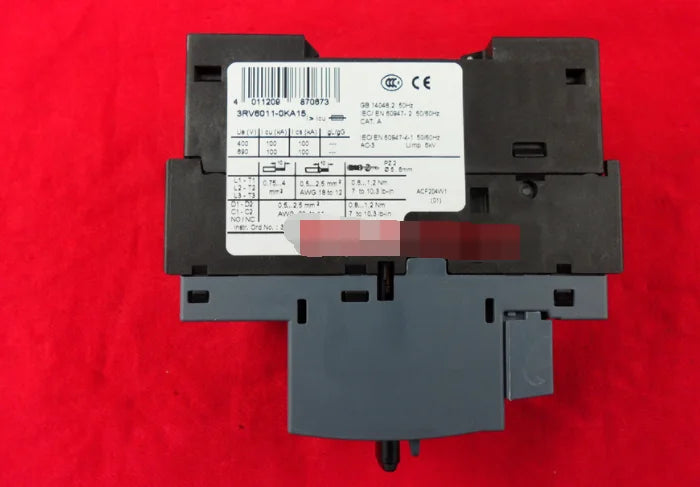 1pc      Siemens   3RV6011-0KA15  0.9-1.25A   circuit  breaker  free shipping