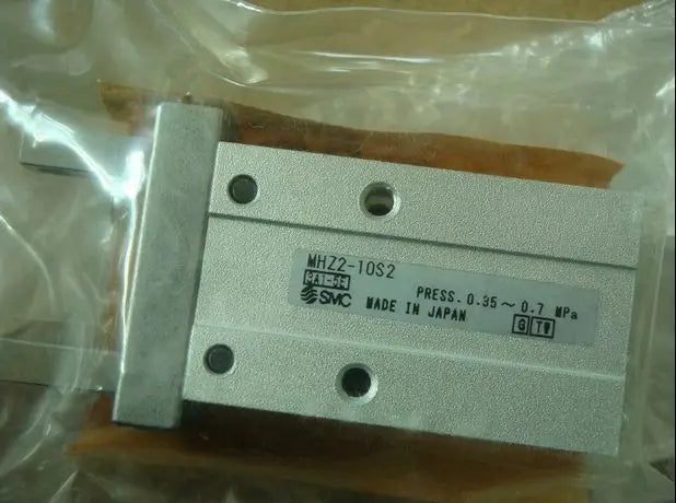 MHZ2-10S2 MHZ2 10S2 New in Box SMC free shipping