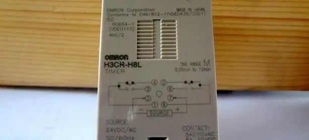 1pc H3CR-H8L 200-240VAC 1PC New Omron Timer Power OFF Delay free shipping