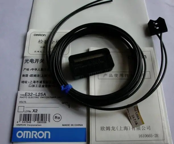 E32-L25A E32 L25A NEW IN BOX OMRON free shipping