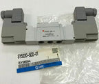 SY5220-5DD-01 SY5220 5DD 01 NEW in box SMC solenoid valves free shipping