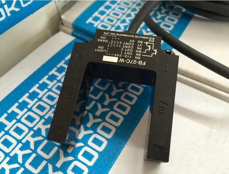 New  Hokuyo  Photoelectric  sensor  FB-27C-W  free shipping