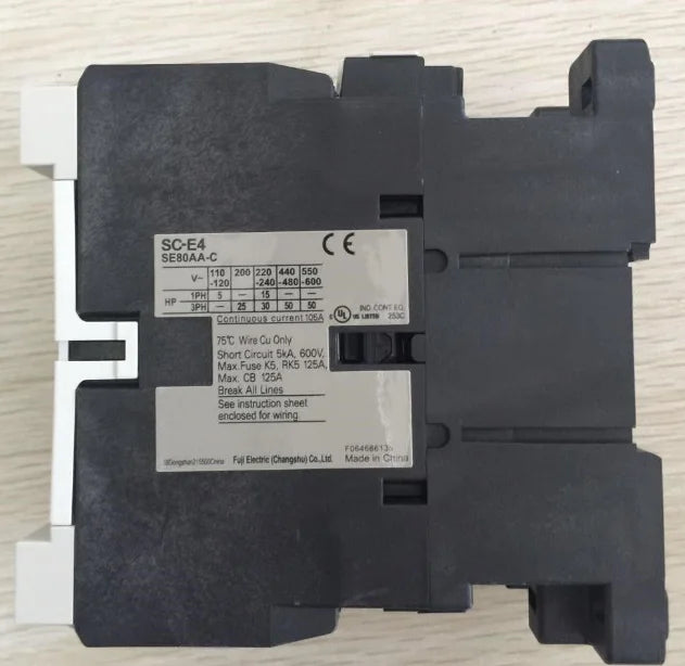New  FUJI  SC-E4  AC380V  Ac contactor  free shipping