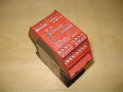 XPS-CM 1PCS USED Schneider