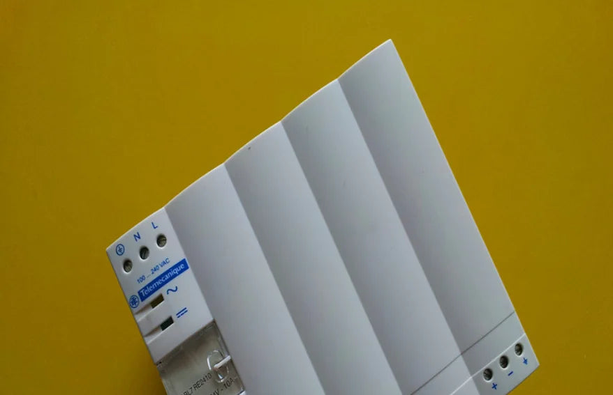 ABL7RE2410 1PC NEW Schneider Power
