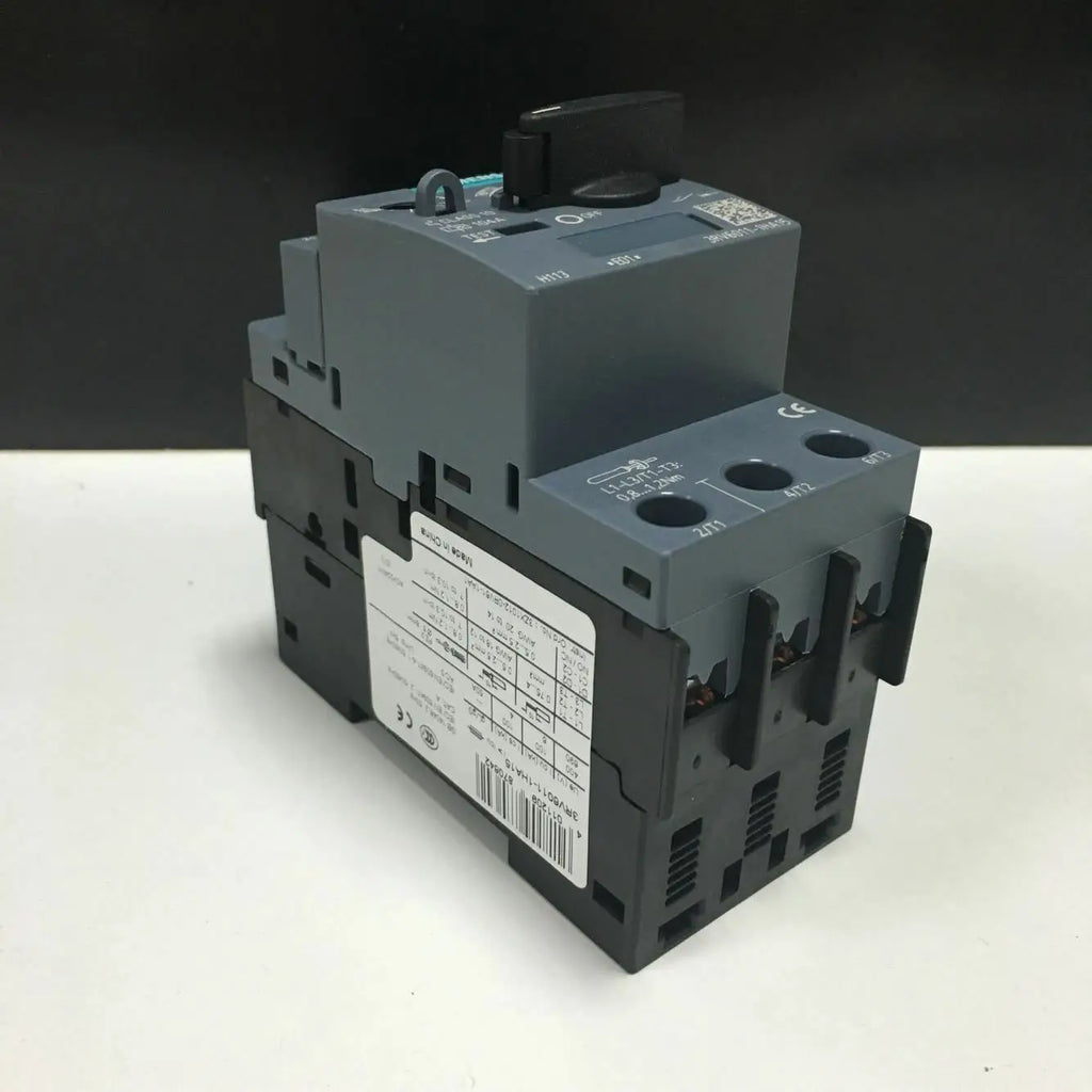 1pc      Siemens  3RV6011-1HA15  5.5-8A   circuit  breaker  free shipping