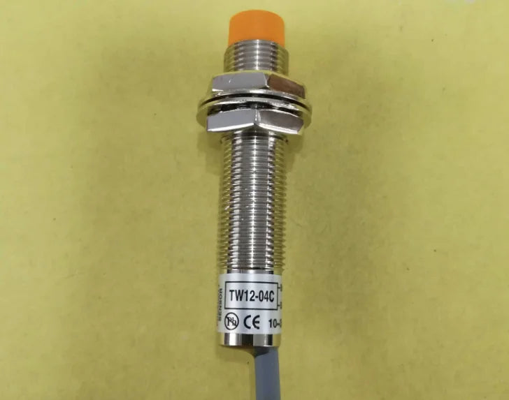 1pc FOTEK TW12-04C Proximity switch free shipping