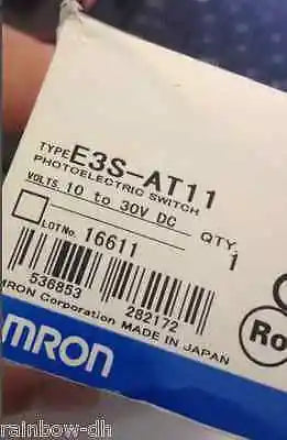 NEW IN BOX Omron E3S-AT11 10-30VDC