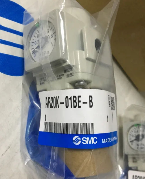 New SMC AR20K-01BE-B Pressure reducing valve free shipping