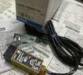 NEW IN BOX OMRON E3S-RS30B4-30 2m