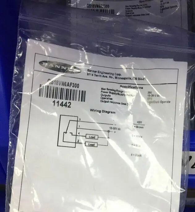 New BANNER Photoelectric sensor QS18VN6AF300 free shipping