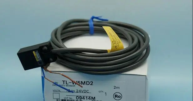 1PC NEW Omron Proximity Sensor TL-W5MD2 TL W5MD2 12-24VDC free shipping