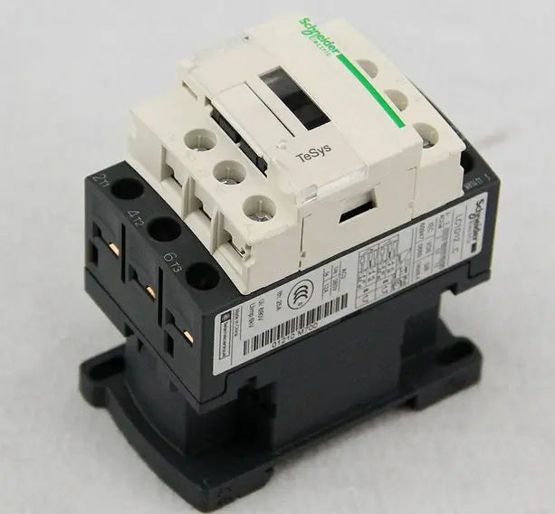 LC1D12MDC NEW Schneider a.c. contactor free shipping