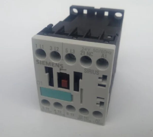 1PC  NEW   SIEMENS   3RT1016-1AB02    free shipping