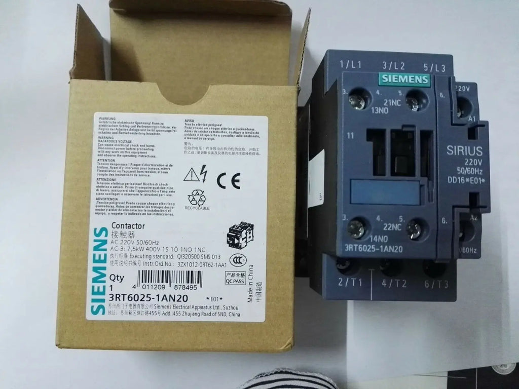1pc  Siemens  3RT6025-1AN20   AC220V  contactor  free  shipping