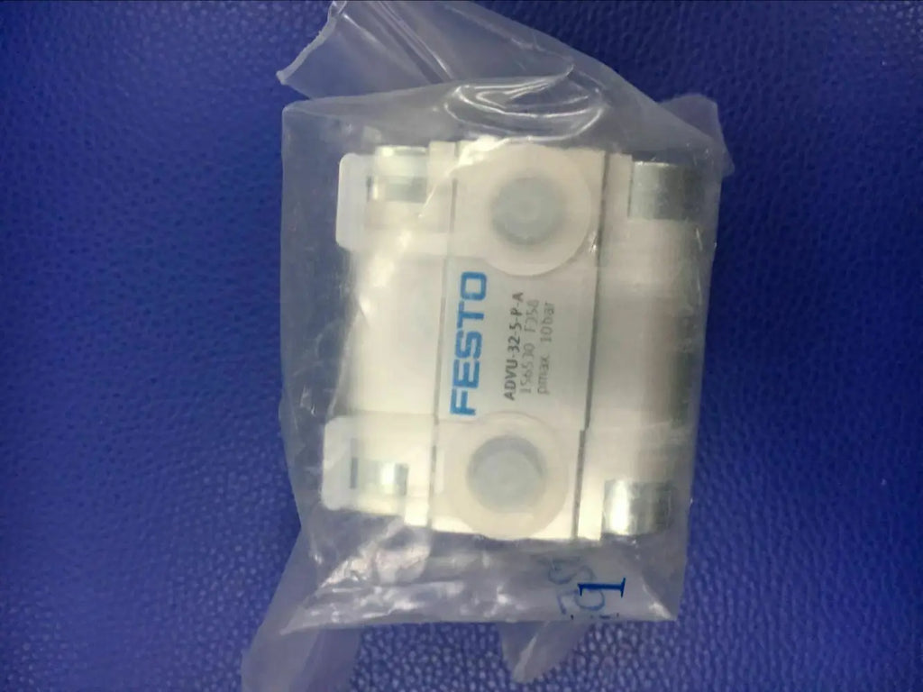 1PC   NEW    FESTO    ADVU-32-5-P-A    156530     free   shipping
