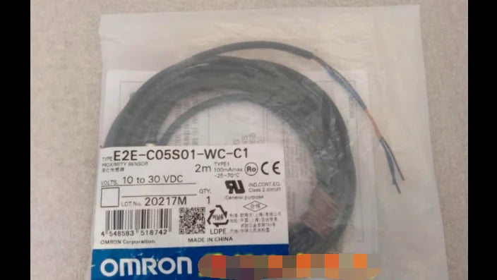 1PC  NEW   Omron   E2E-C05S01-WC-C1     free  shipping