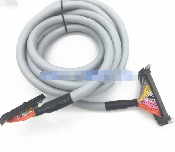 1PC  NEW   XW2Z-500B   Extension line   free shipping