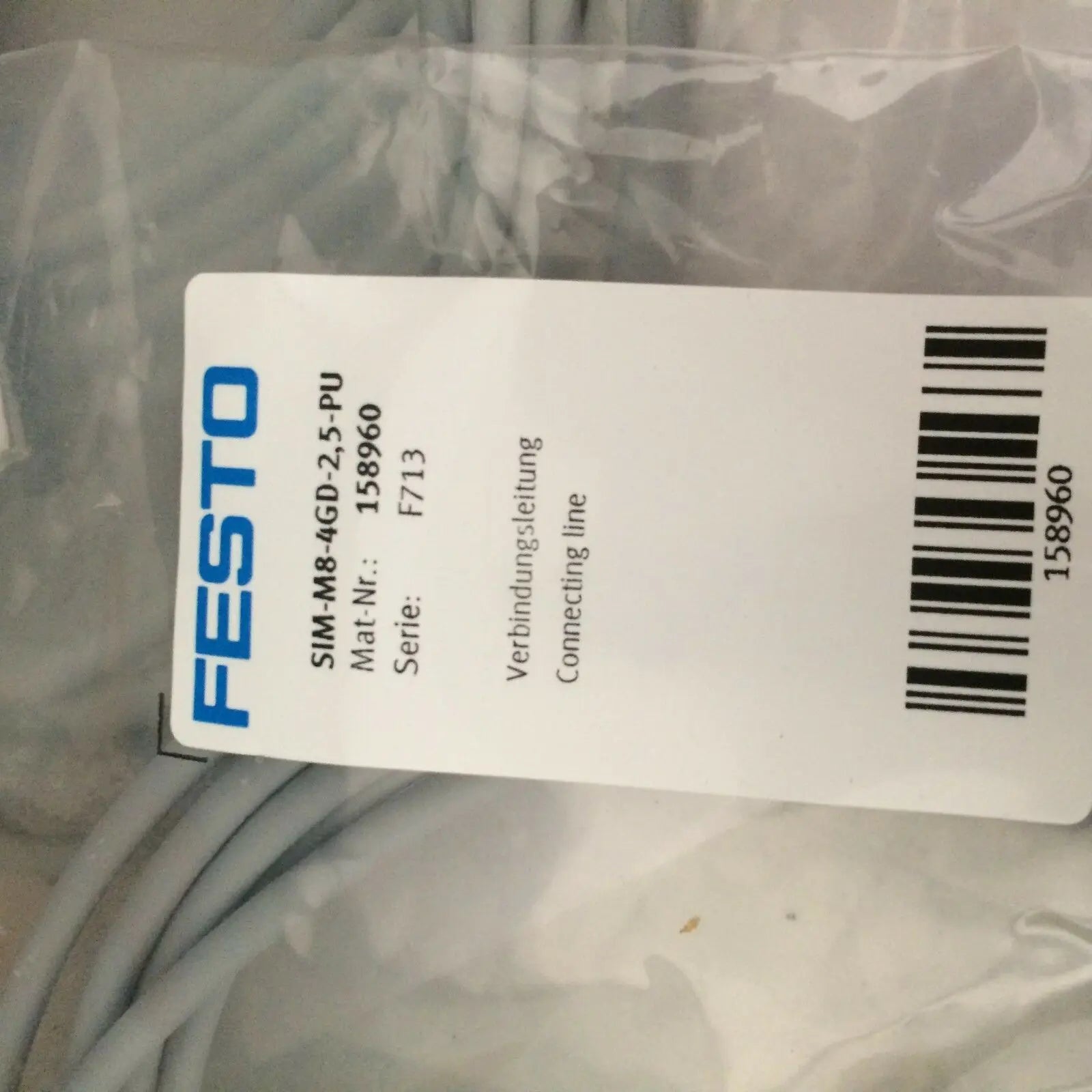 New  FESTO  SIM-M8-4GD-2,5-PU 158960  Connect the cable  free shipping