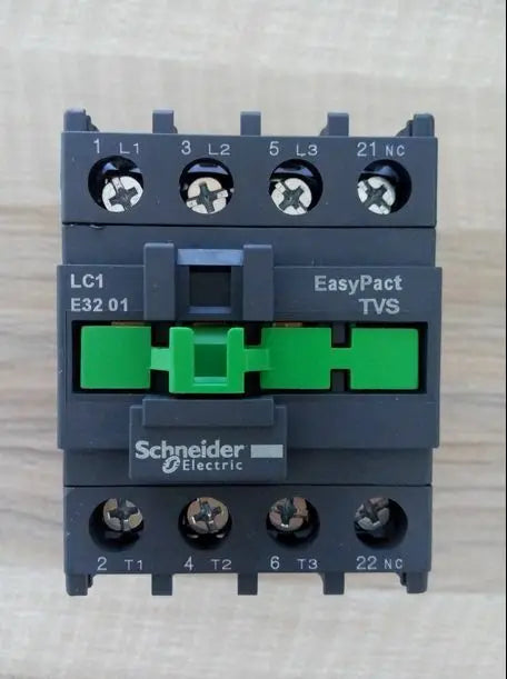 LC1-E3201M5N LC1E3201M5N AC220V New Schneider Contactor free shipping