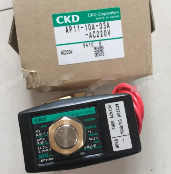 1PC  NEW  CKD  AP11-10A-03A-AC220V  AP11-10A-03A  AC220V  free  shipping