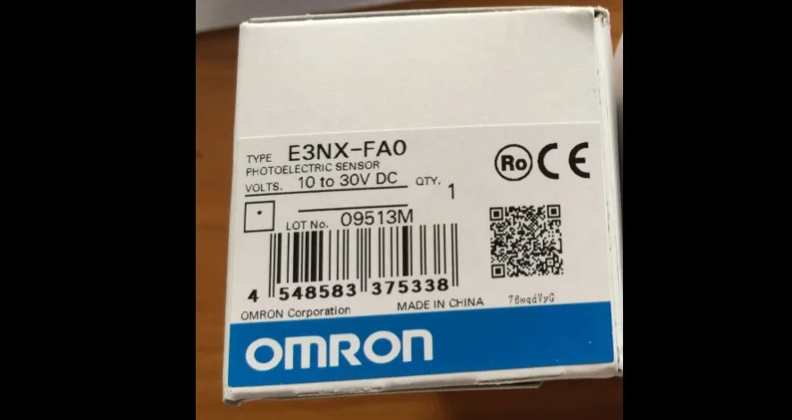 New  Omron  Intelligent optical fiber amplifier  E3NX-FA0  free shipping