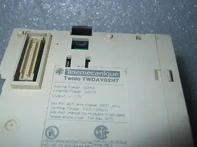TWDAV02HT 1pc used Schneider PLC TESTED