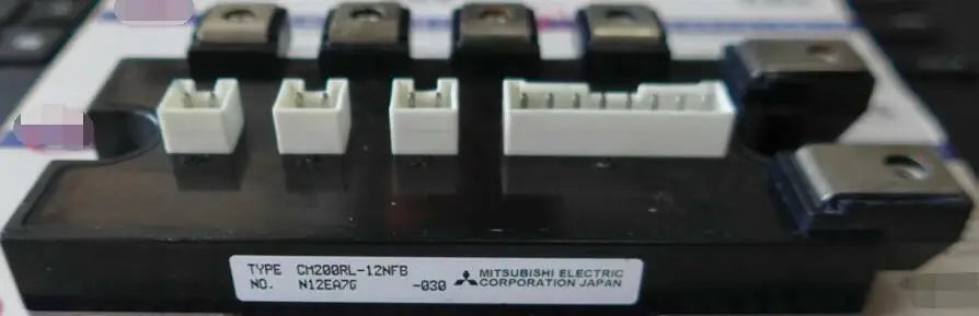 1PCS NEW MITSUBISHI CM200RL-12NFB MODULE Modules Supply Free shipping